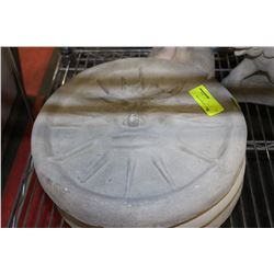 SET OF 3 CEMENT SUN PLAQUES