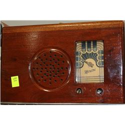 1940'S MARCONI RADIO