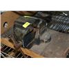 Image 1 : BENCH VISE