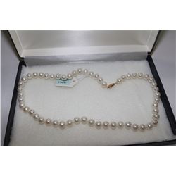 10K GOLD PEARL NECKLACE 17" SIZE