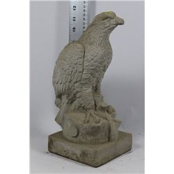 CEMENT EAGLE GARDEN ORNAMENT