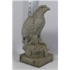 Image 1 : CEMENT EAGLE GARDEN ORNAMENT