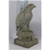 Image 1 : CEMENT EAGLE GARDEN ORNAMENT
