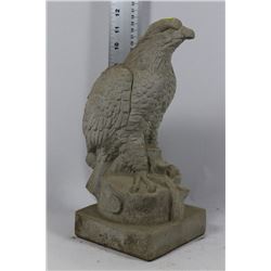 CEMENT EAGLE GARDEN ORNAMENT