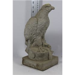 CEMENT EAGLE GARDEN ORNAMENT