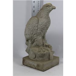 CEMENT EAGLE GARDEN ORNAMENT
