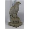 Image 1 : CEMENT EAGLE GARDEN ORNAMENT
