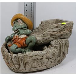 FROG ON A LOG WATER FOUNTAIN