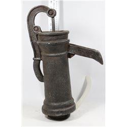 VINTAGE STYLE WATER PUMP WATER FOUNTAIN