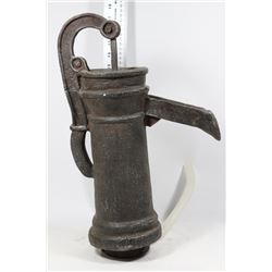 VINTAGE STYLE WATER PUMP WATER FOUNTAIN
