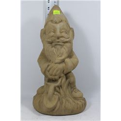 SMALL GNOME GARDEN STATUE
