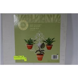 WALL MOUNTED POT HOLDER