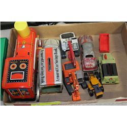 FLAT OF VINTAGE MODEL VEHICLES