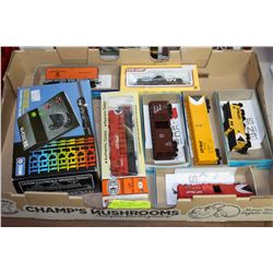 MRC TECH II MODEL TRAIN CONTROL, ENGINE & 6 CARS