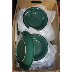 BOX W/21 PIECE DISHWEAR SET