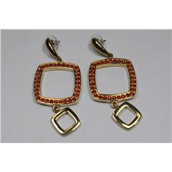 GRADUATED CUSHION SHAPE RED DROP STYLE EARRINGS