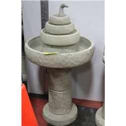 SMALL CONCRETE BIRD BATH