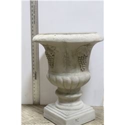 CONCRETE GRAPE PLANTER
