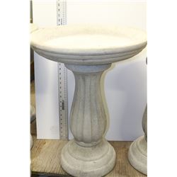 CONCRETE STRIPE DESIGN BIRD BATH