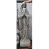 Image 1 : LARGE CONCRETE MARY
