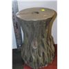 Image 1 : PAINTED CONCRETE TREE TRUNK PLANTER STAND