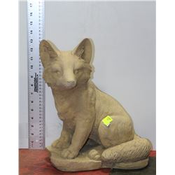 LAWN ORNAMENT ON CHOICE: FOX