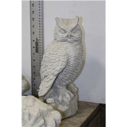 CONCRETE OWL STATUE