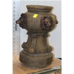 SMALL CONCRETE LION FOUNTAIN SPITTER