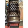 Image 1 : BROWN LEATHERETTE WING BACK PARLOUR CHAIR