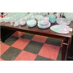 LARGE WOOD TONE TABLE W LEAF