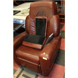 LEAHTER MASSAGE CHAIR (DAMAGE)