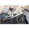 Image 1 : CHLDREN'S INFINITY 6 SPEED MOUNTAIN BIKE