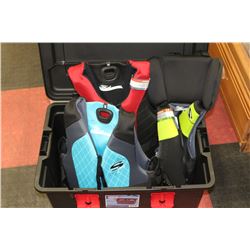 NEW STEARNS LIFE JACKET IN TOTE X3