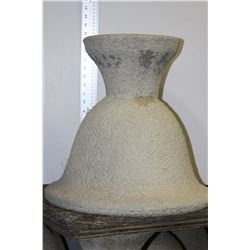 WHITE CONCRETE TEXTURED PLANTER