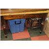 Image 1 : ANTIQUE WOOD TABLE W/ 1 CHIAR