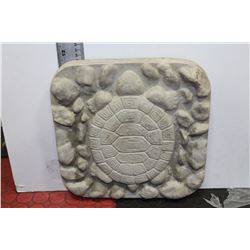 SQUARE CONCRETE TURTLE STEPPING STONE