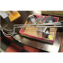 SET OF 3 HANGING LANTERNS ( SOLAR & BATTERY )