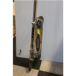 AUTHENTIC 2 WHEEL RAZOR SCOOTER