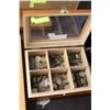 Image 1 : BOX WITH 392 ESTATE COINS