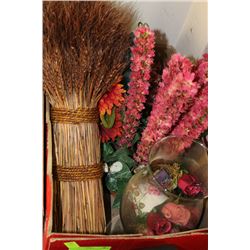 BOX OF SHOWHOME FLOWER ARRANGEMENTS