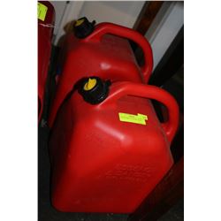 2 GAS TANKS ( 5 GALLON - NEW )