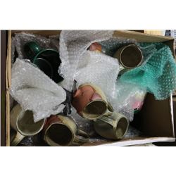 BOX OF ESTATE MUGS