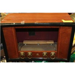 VINTAGE RADIO 'CASE'