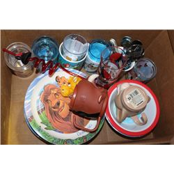 BOX WITH DISNEY DISHES
