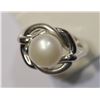 Image 1 : STERLING SILVER FRESH WATER PEARL RING