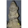 Image 1 : CONCRETE GARDEN GNOME ORNAMENT