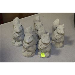 LOT OF 5 CONCRETE GARDEN ORNAMENTS - SQUIRRELS