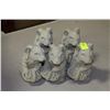 Image 1 : LOT OF 5 CONCRETE GARDEN ORNAMENTS - SQUIRRELS