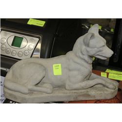 CONCRETE GARDEN ORNAMENT - DOG
