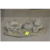 Image 1 : CONCRETE GARDEN ORNAMENT - FROGS